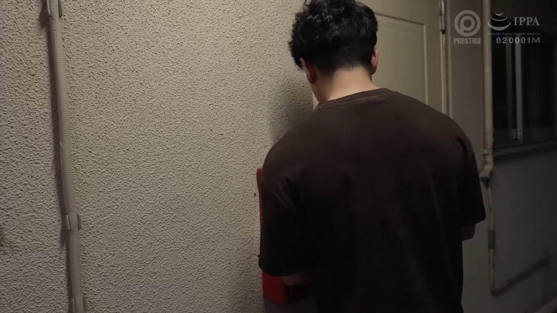  搬到隔壁的那对情侣的女人在这之后会让我操她很多次。野々浦暖【破解】 - 1of5