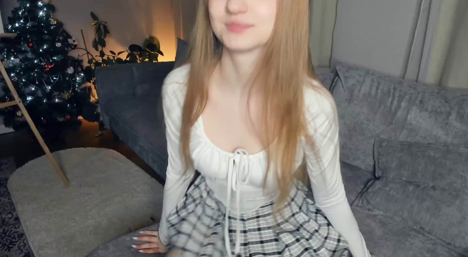 Live record of _mαgίc_smilę_ reaching her tips goal - 1/4/2024