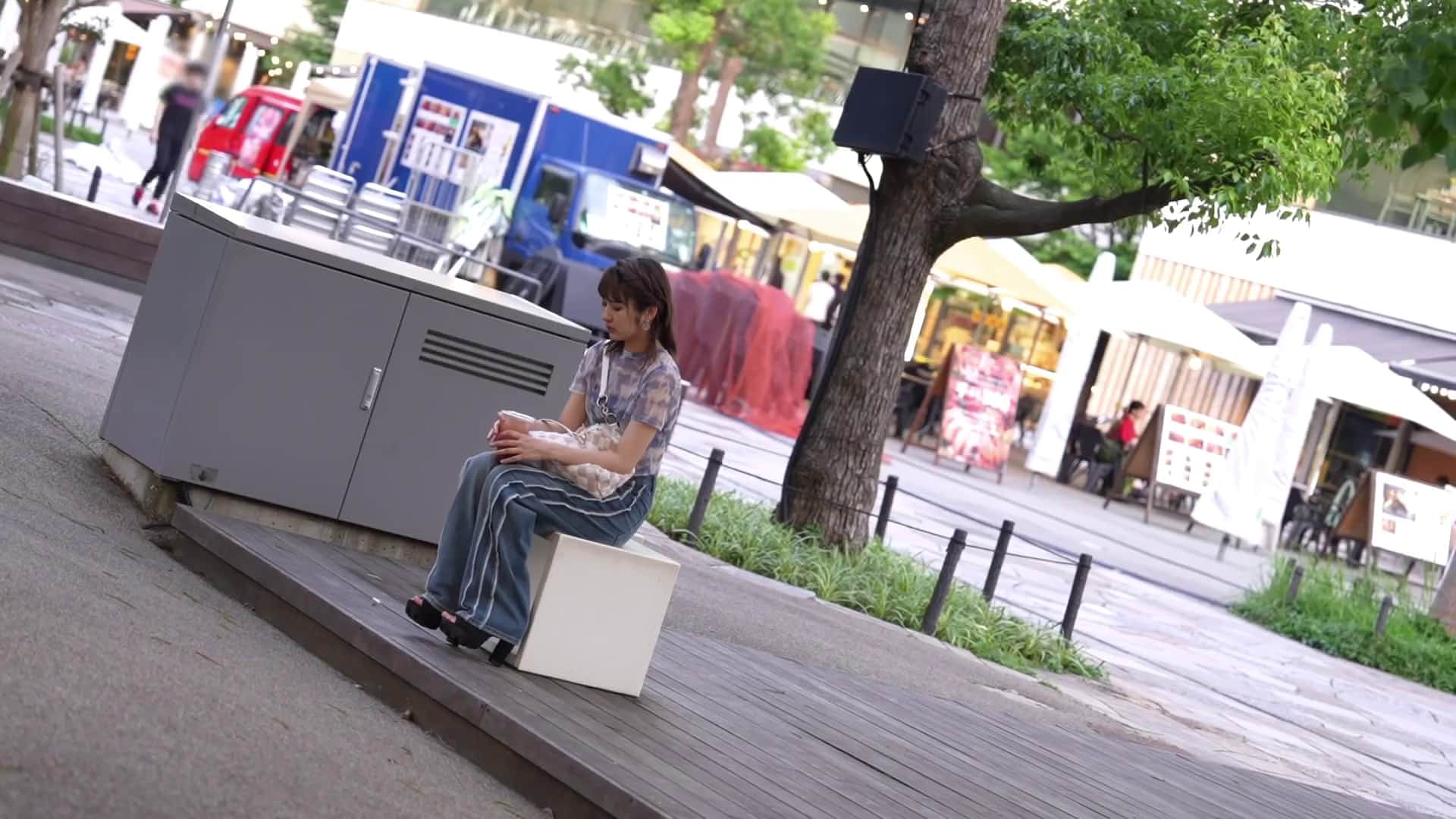  責められるのが大好きな美女を好き放題しちゃおう 松下りこ - 1of5