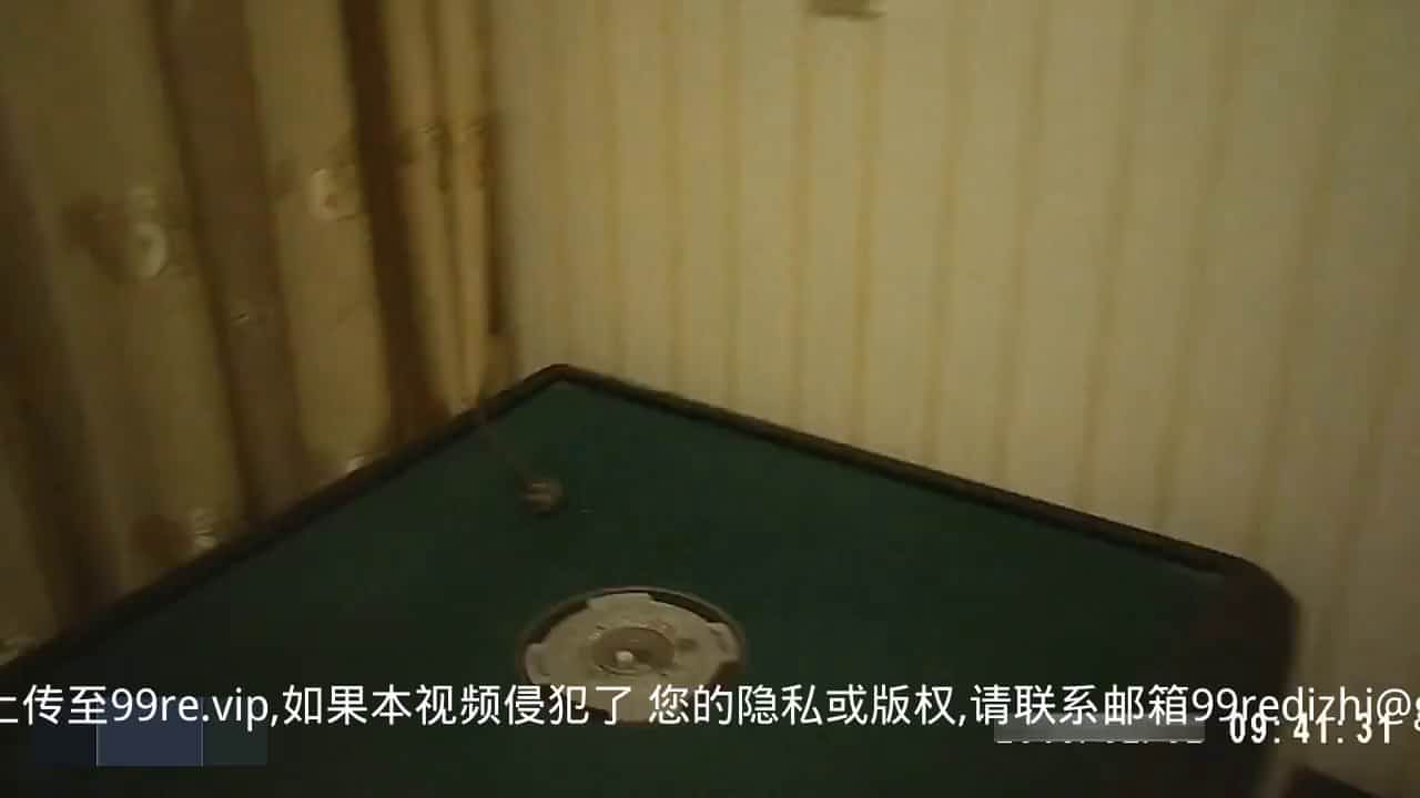 獨家推薦 狗爺棋牌室約了個剛出來混的黑絲短裙少婦 主動張開雙腿給操幹得浪叫連連 國語對白～720p高清