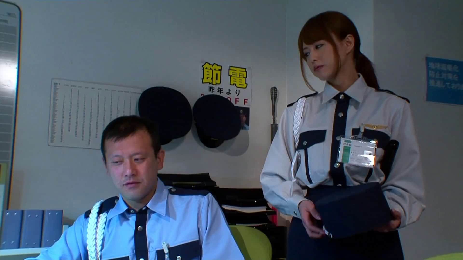  犯●れた美人警備員 吉沢明歩【破解】 - 2of5