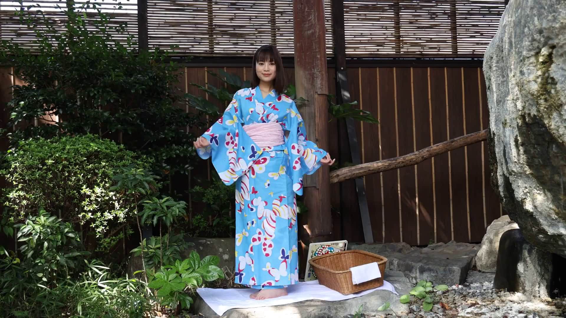  天宮花南 湯女美人 - 2of5