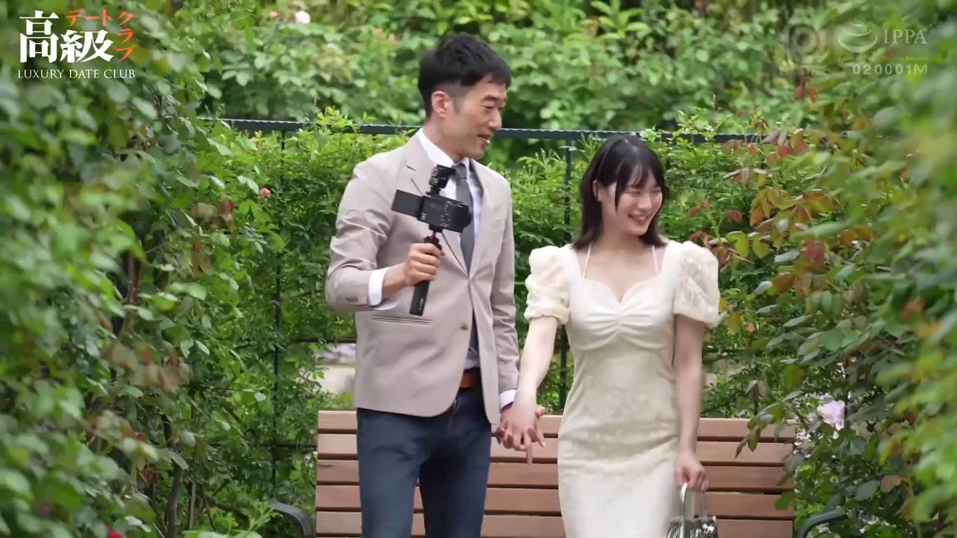  和铃村一起度过到早晨 超高级约会俱乐部 鈴村あいり【破解】 - 1of5