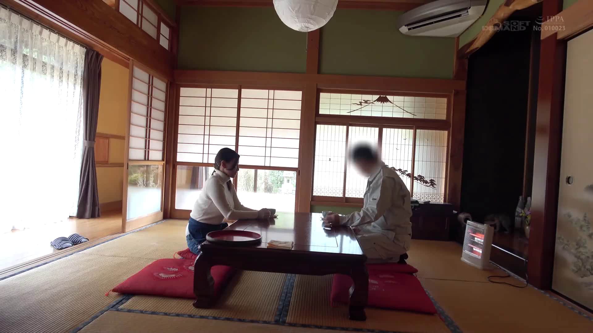  彼の事は愛してる、でも…これからする事を想像しただけでヌレてしまう… iカップ・現役看護師・22歳 笹本ゆう - 1of5