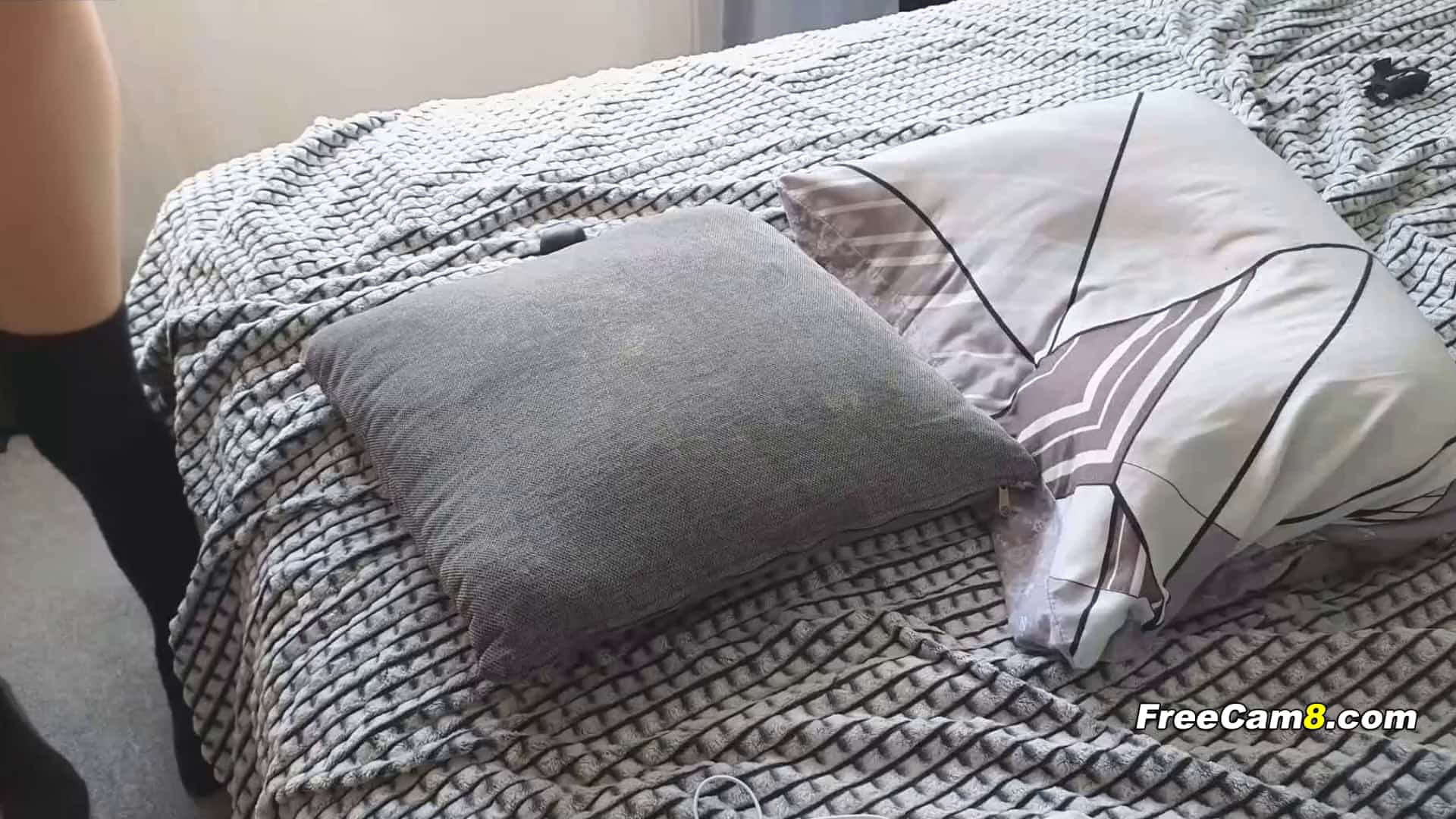 Blonde girlfriend gets missionary fucked from her boyfriend